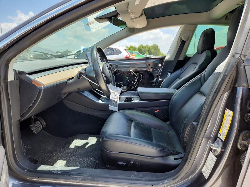 59063976 :رقم المزاد ، 5YJ3E1EA7KF300774 vin ، 2019 Tesla Model 3 مزاد بيع