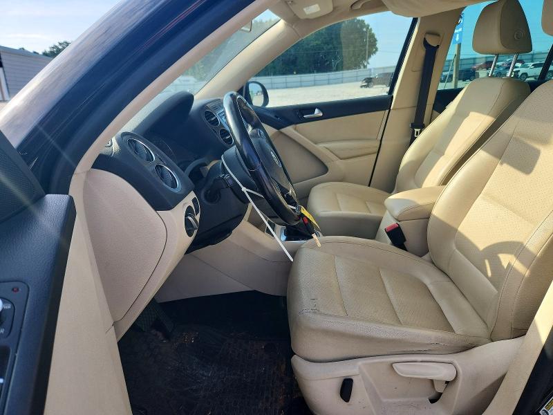 56507216 :رقم المزاد ، WVGAV7AX3CW611230 vin ، 2012 Volkswagen Tiguan مزاد بيع