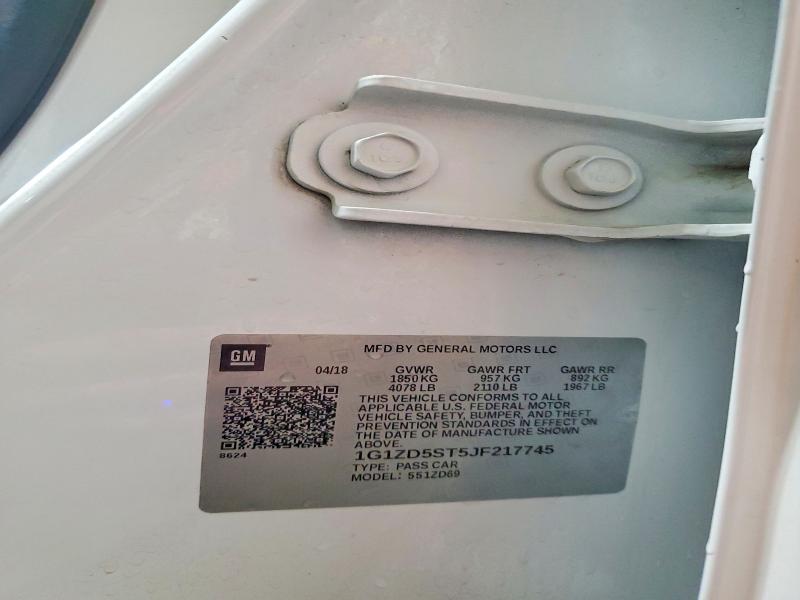 57921896 :رقم المزاد ، 1G1ZD5ST5JF217745 vin ، 2018 Chevrolet Malibu مزاد بيع