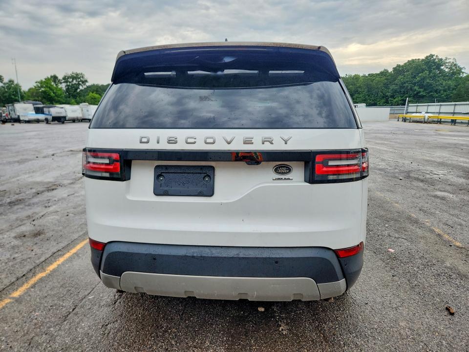 58922896 :رقم المزاد ، SALRR2RV1JA052460 vin ، 2018 Land Rover Discovery مزاد بيع