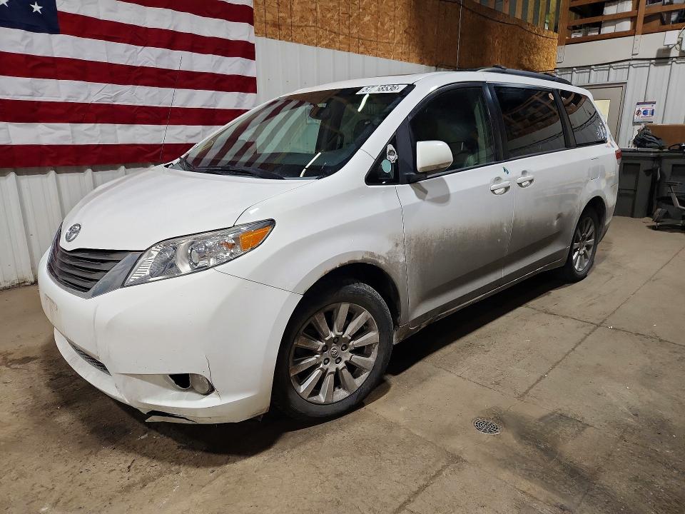 Aukcja sprzedaży 2013 Toyota Sienna, vin: 5TDDK3DC7DS051404, numer aukcji: 57258536