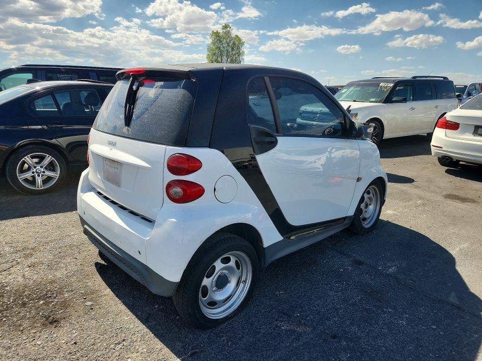Продажа на аукционе авто 2015 Smart Fortwo, vin: WMEEJ3BA4FK806013, номер лота: 56496606
