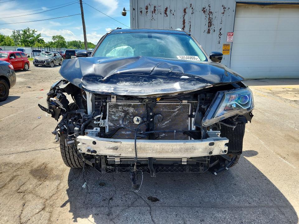 58546806 :رقم المزاد ، 5N1DR2MN8JC665748 vin ، 2018 Nissan Pathfinder مزاد بيع