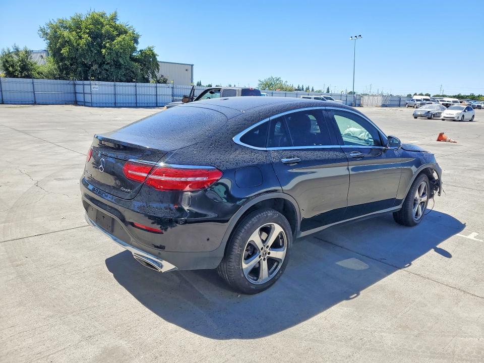 55360626 :رقم المزاد ، WDC0J4KB7KF570123 vin ، 2019 Mercedes-benz Glc Coupe مزاد بيع