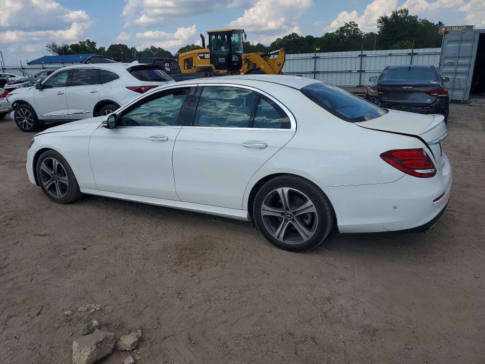 2018 Mercedes-benz E მანქანა იყიდება აუქციონზე, vin: WDDZF4JBXJA390989, აუქციონის ნომერი: 56705656