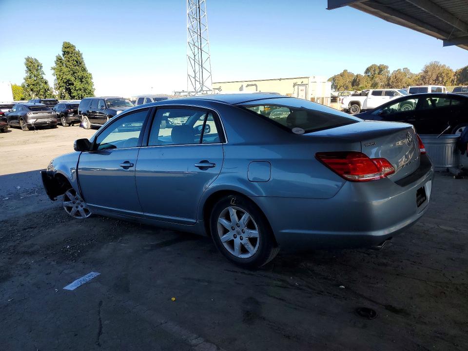 2005 Toyota Avalon მანქანა იყიდება აუქციონზე, vin: 4T1BK36B75U037734, აუქციონის ნომერი: 57041076