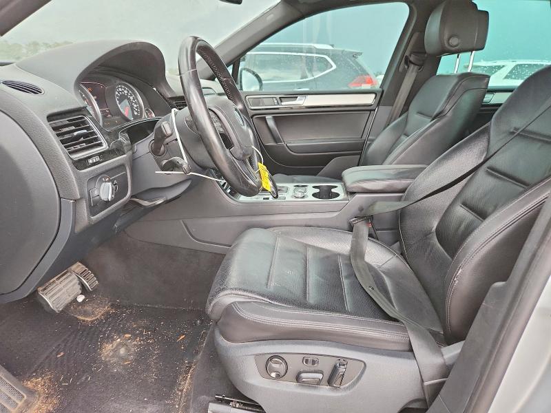 Продажа на аукционе авто 2017 Volkswagen Touareg, vin: WVGRF7BP6HD001453, номер лота: 55628166