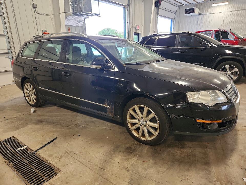 Продажа на аукционе авто 2010 Volkswagen Passat, vin: WVWXK7AN8AE167643, номер лота: 58611556