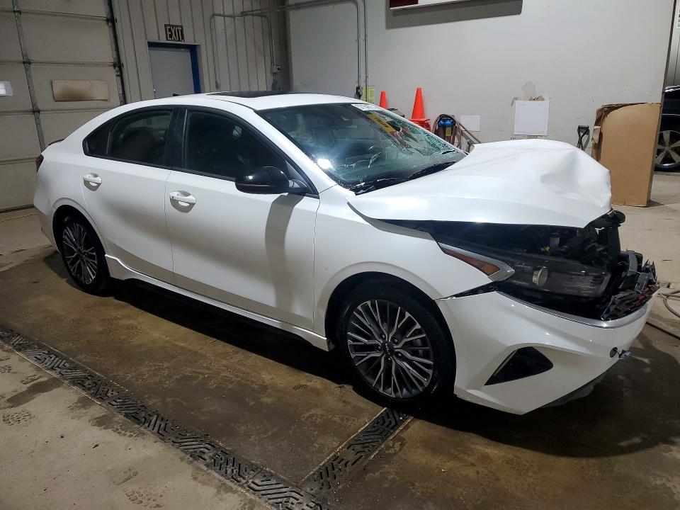 2023 Kia Forte მანქანა იყიდება აუქციონზე, vin: 3KPF54AD8PE524003, აუქციონის ნომერი: 57164676