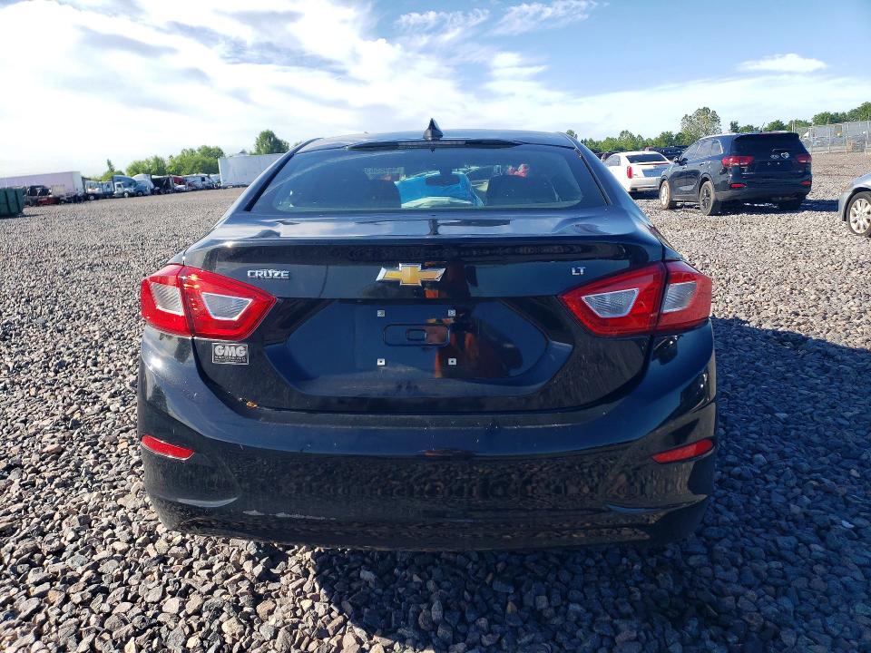 Продажа на аукционе авто 2019 Chevrolet Cruze, vin: 1G1BE5SMXK7102335, номер лота: 56965636