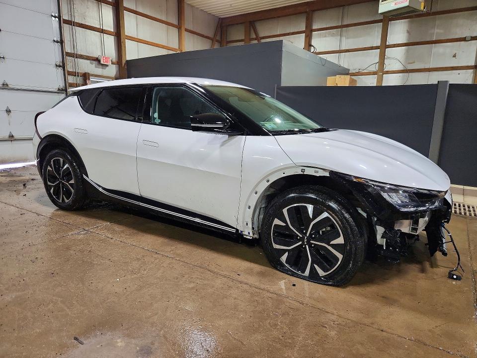 Продажа на аукционе авто 2024 Kia Ev6, vin: KNDC3DLC2R5192135, номер лота: 59156376