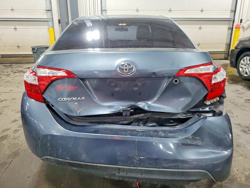 Продажа на аукционе авто 2016 Toyota Corolla, vin: 5YFBURHE1GP379804, номер лота: 55722296