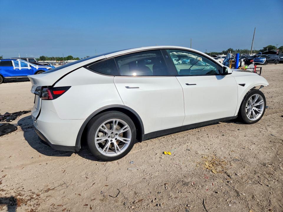 Продажа на аукционе авто 2023 Tesla Model Y, vin: 7SAYGAEE8PF933944, номер лота: 57919426