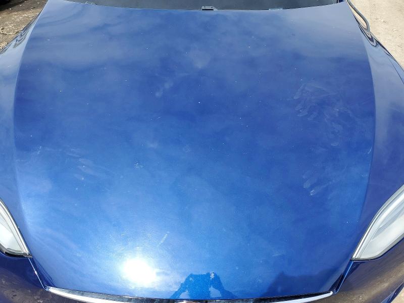 Продажа на аукционе авто 2018 Tesla Model S, vin: 5YJSA1E2XJF297822, номер лота: 57339586