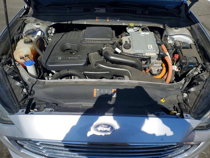 57053376 :رقم المزاد ، 3FA6P0LU6JR224854 vin ، 2018 Ford Fusion مزاد بيع