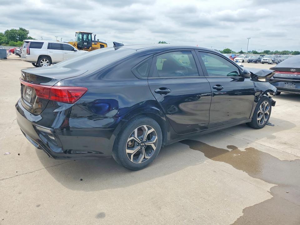 57123176 :رقم المزاد ، 3KPF24AD4ME411735 vin ، 2021 Kia Forte مزاد بيع