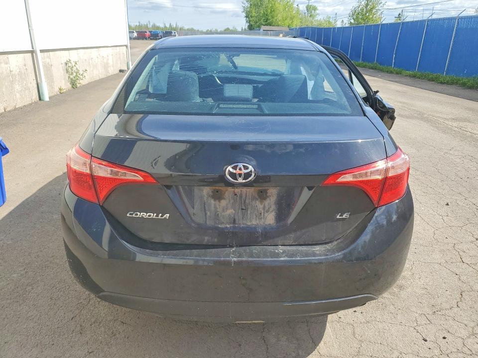 55301586 :رقم المزاد ، 2T1BURHEXJC056486 vin ، 2018 Toyota Corolla مزاد بيع