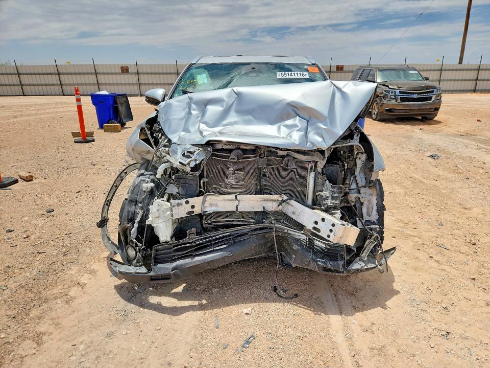 59141116 :رقم المزاد ، 5TDKZRFH7KS321999 vin ، 2019 Toyota Highlander مزاد بيع