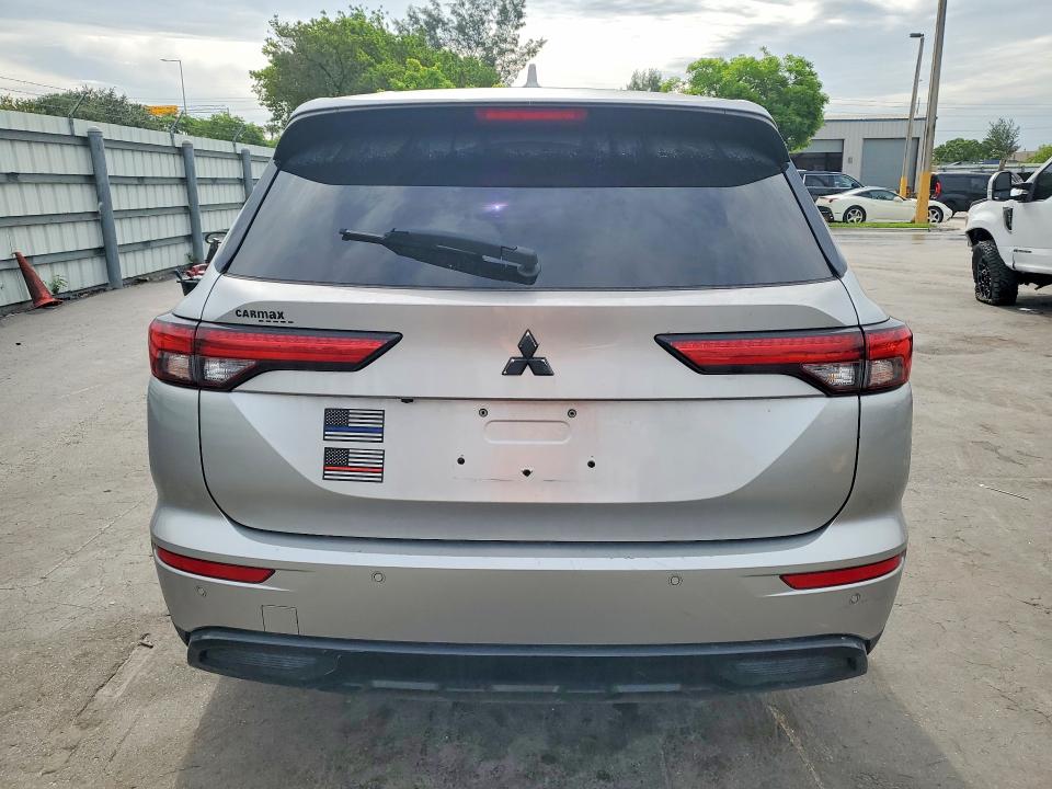 Продажа на аукционе авто 2022 Mitsubishi Outlander, vin: JA4J3UA88NZ059589, номер лота: 56117996