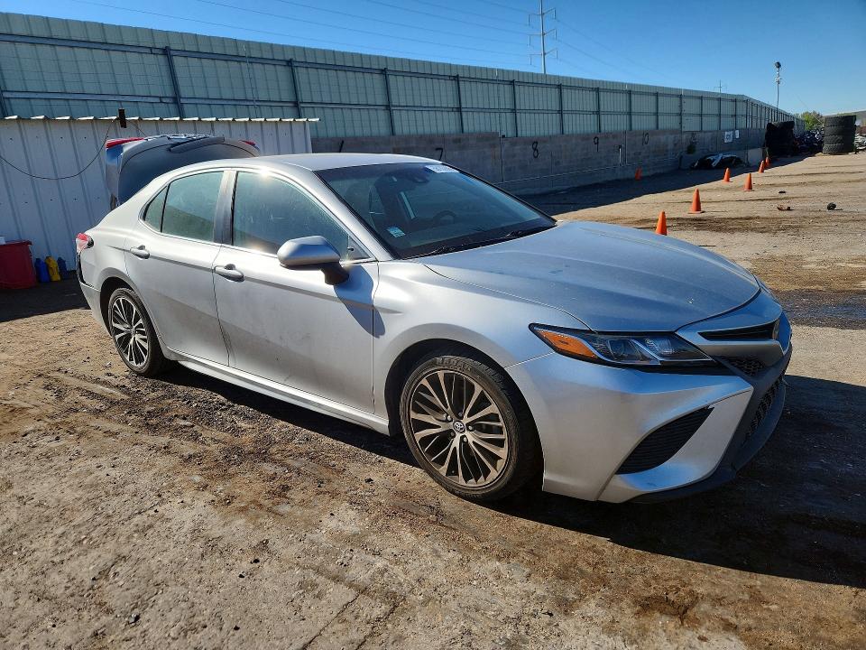 Продаж на аукціоні авто 2020 Toyota Camry, vin: 4T1G11AK2LU302173, номер лоту: 58103906