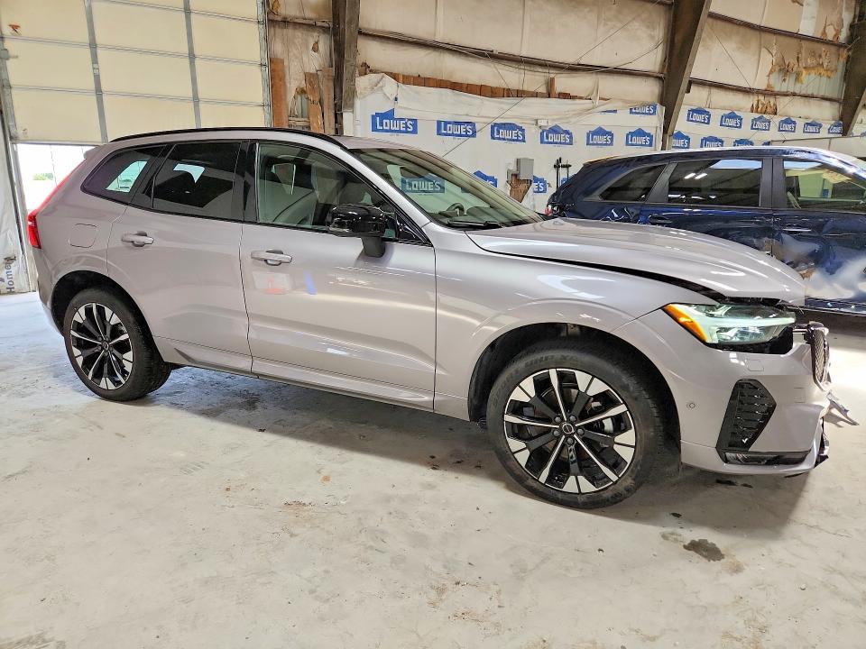 58146966 :رقم المزاد ، YV4M12RC3T1422220 vin ، 2026 Volvo Xc60 مزاد بيع