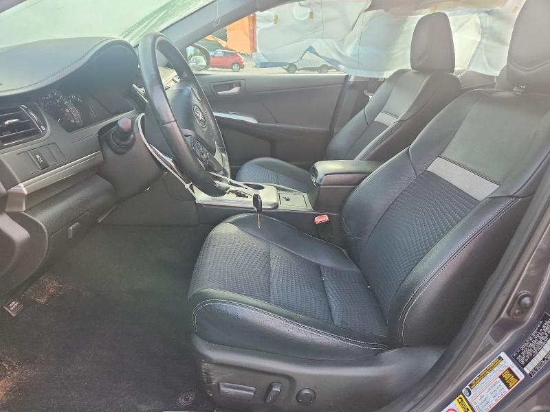 57405496 :رقم المزاد ، 4T1BF1FK4CU097847 vin ، 2012 Toyota Camry مزاد بيع