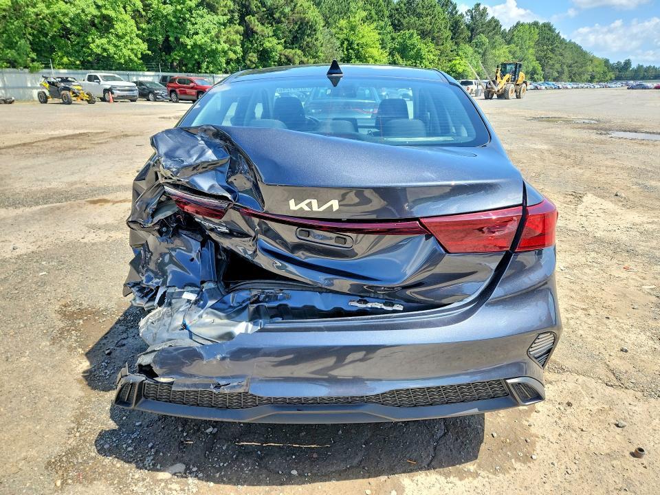 57691246 :رقم المزاد ، 3KPF24AD3NE503596 vin ، 2022 Kia Forte مزاد بيع