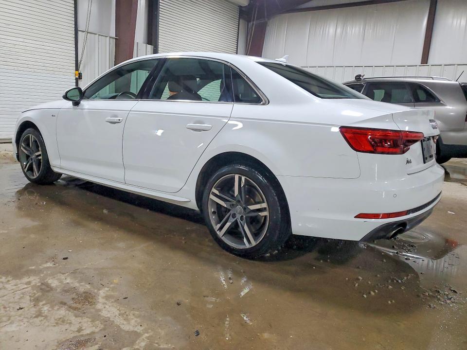 Продажа на аукционе авто 2017 Audi A4, vin: WAUENAF40HN032577, номер лота: 55361916
