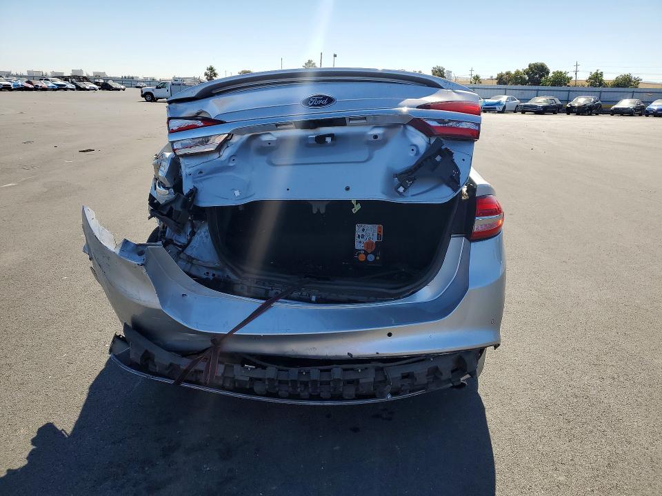 Продаж на аукціоні авто 2018 Ford Fusion, vin: 3FA6P0LU4JR211889, номер лоту: 58620916