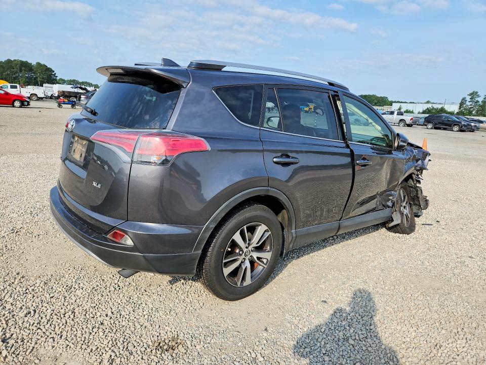 Продаж на аукціоні авто 2017 Toyota Rav4, vin: JTMWFREV5HJ701706, номер лоту: 58591986