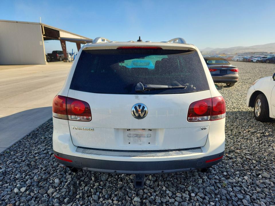 Продажа на аукционе авто 2010 Volkswagen Touareg, vin: WVGBF7A9XAD000817, номер лота: 56740846