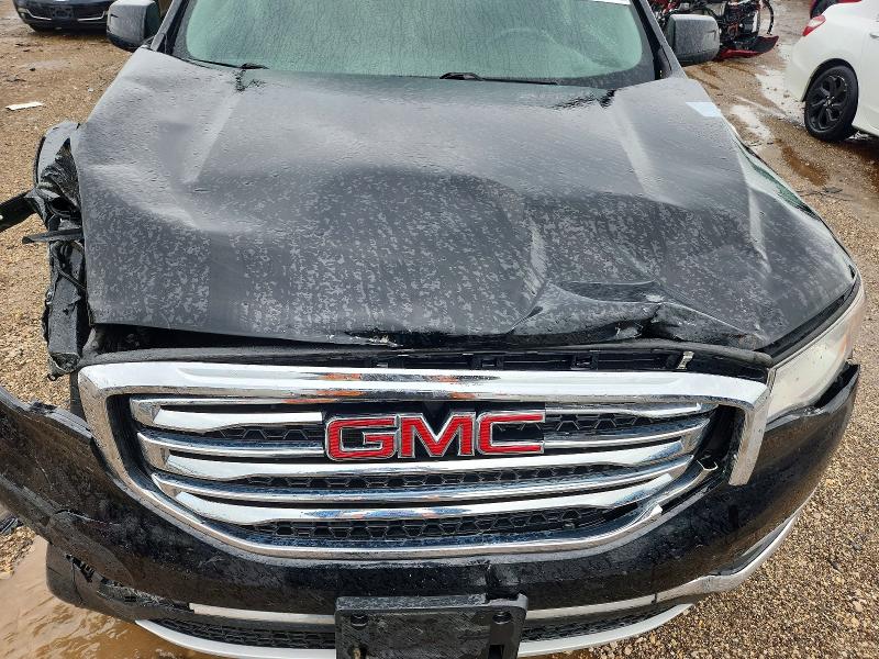 56943986 :رقم المزاد ، 1GKKNULS3JZ192076 vin ، 2018 Gmc Acadia مزاد بيع
