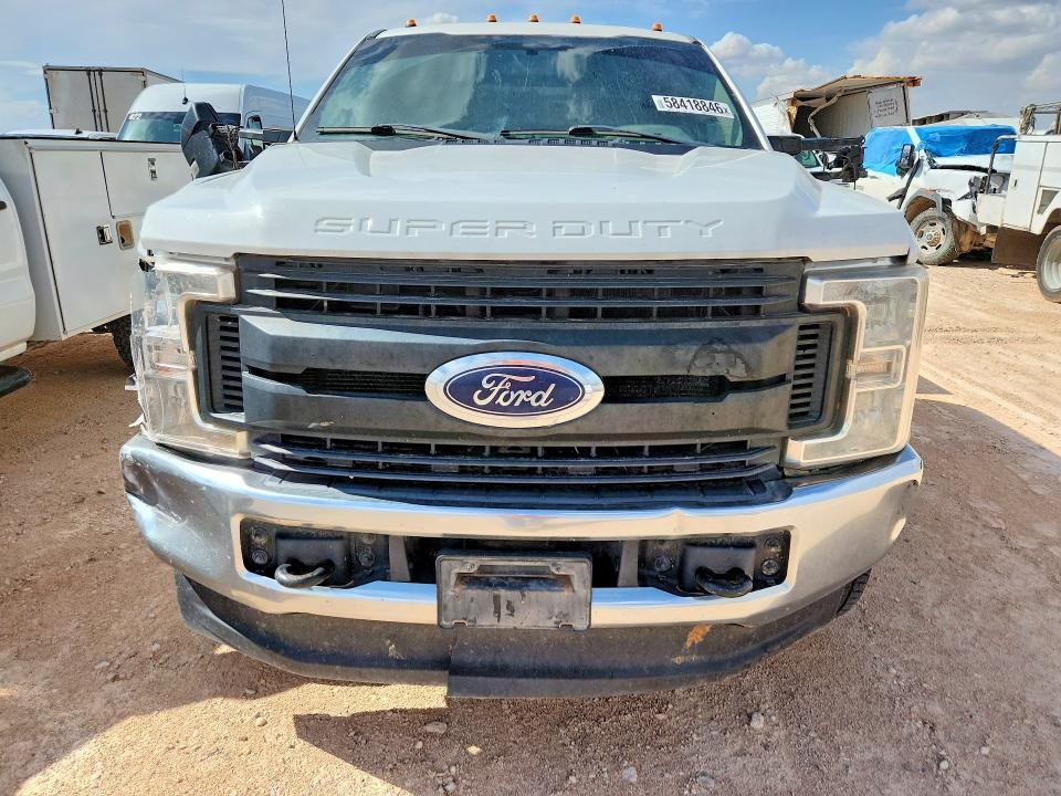 Продажа на аукционе авто 2018 Ford F350, vin: 1FD8X3HT1JEC90294, номер лота: 58418846
