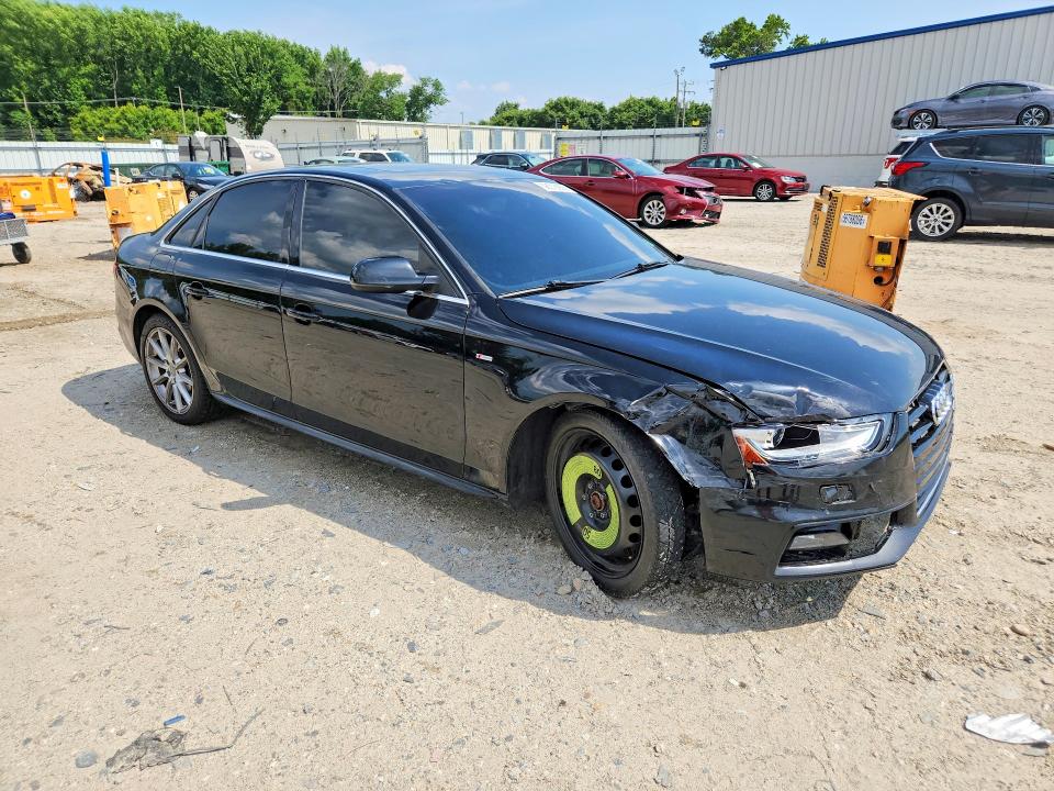 56018856 :رقم المزاد ، WAUBFAFL1GN010979 vin ، 2016 Audi A4 مزاد بيع