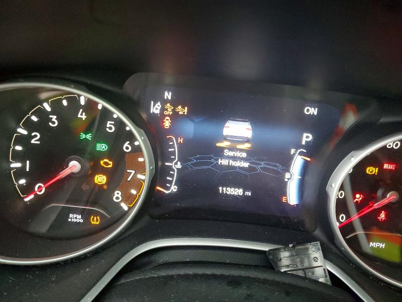 58534626 :رقم المزاد ، 3C4NJDBBXJT392367 vin ، 2018 Jeep Compass مزاد بيع