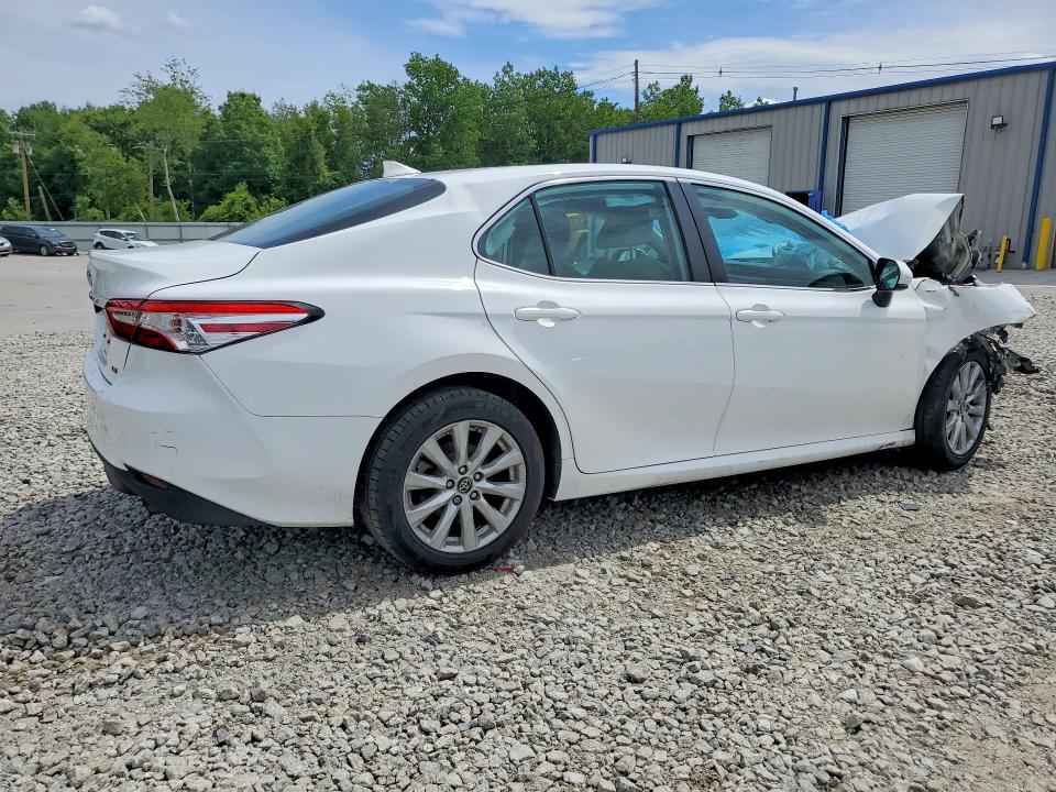 2019 Toyota Camry მანქანა იყიდება აუქციონზე, vin: 4T1B11HK4KU819618, აუქციონის ნომერი: 57719956