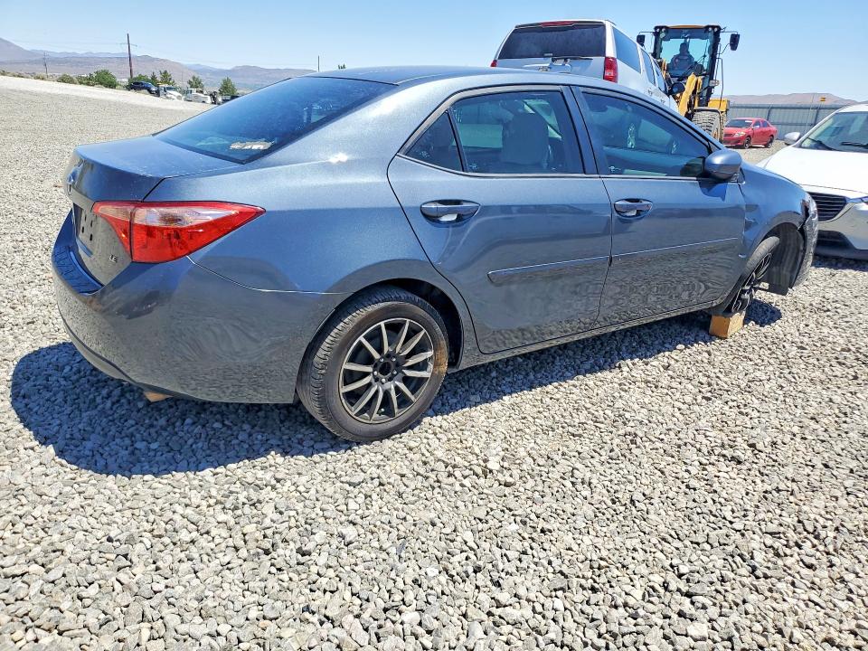 Продажа на аукционе авто 2017 Toyota Corolla, vin: 5YFBURHE0HP570664, номер лота: 58275896