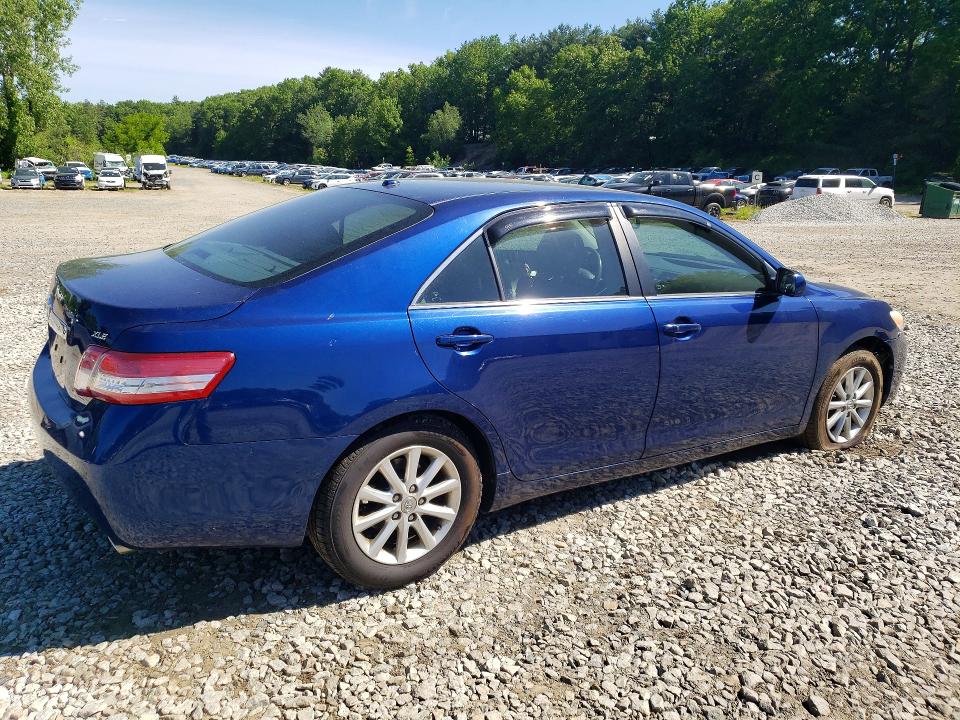 55697116 :رقم المزاد ، 4T1BK3EK8BU627048 vin ، 2011 Toyota Camry مزاد بيع