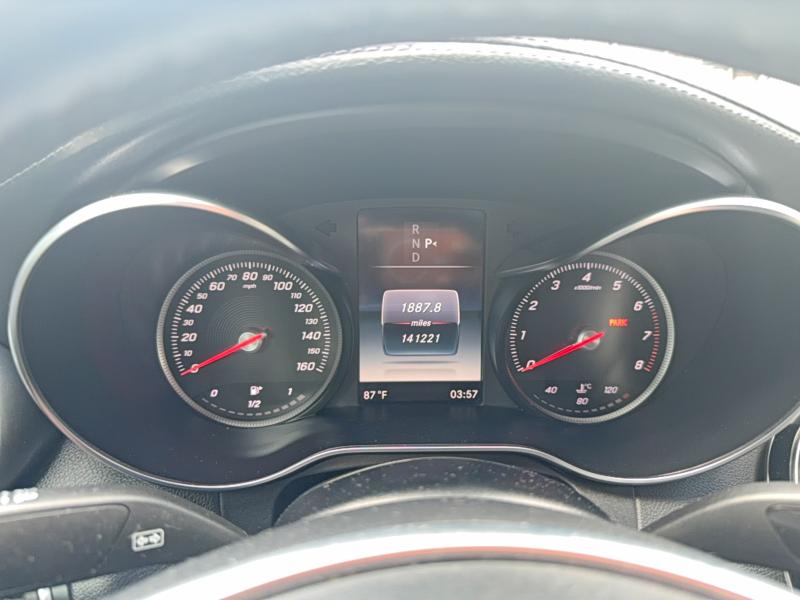 58349596 :رقم المزاد ، WDDWJ4KB7HF538870 vin ، 2017 Mercedes-benz C مزاد بيع