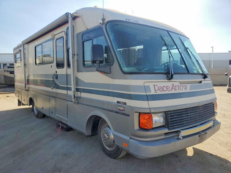 58992876 :رقم المزاد ، 1GBKP37N0N3308481 vin ، 1992 Chevrolet P30 مزاد بيع