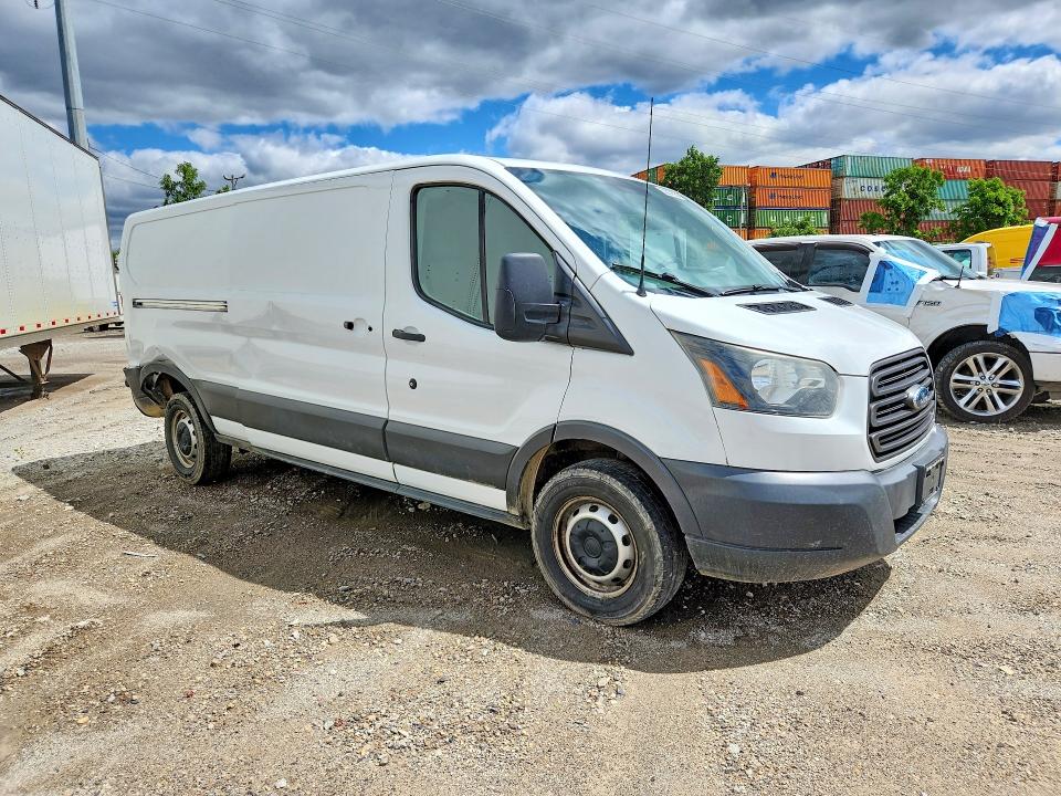 2015 Ford Transit მანქანა იყიდება აუქციონზე, vin: 1FTNE2YM4FKA32263, აუქციონის ნომერი: 52687696