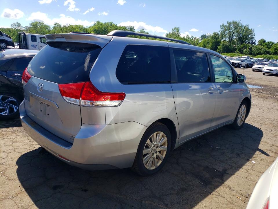 Aukcja sprzedaży 2011 Toyota Sienna, vin: 5TDDK3DC0BS029418, numer aukcji: 57392956