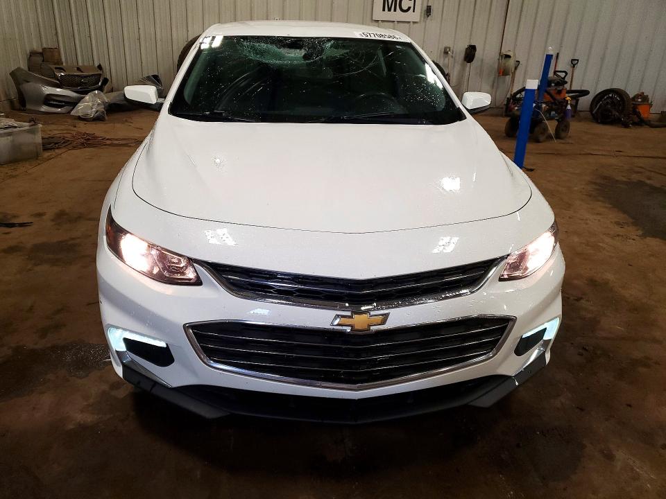 Продажа на аукционе авто 2018 Chevrolet Malibu, vin: 1G1ZD5ST3JF187323, номер лота: 57708586