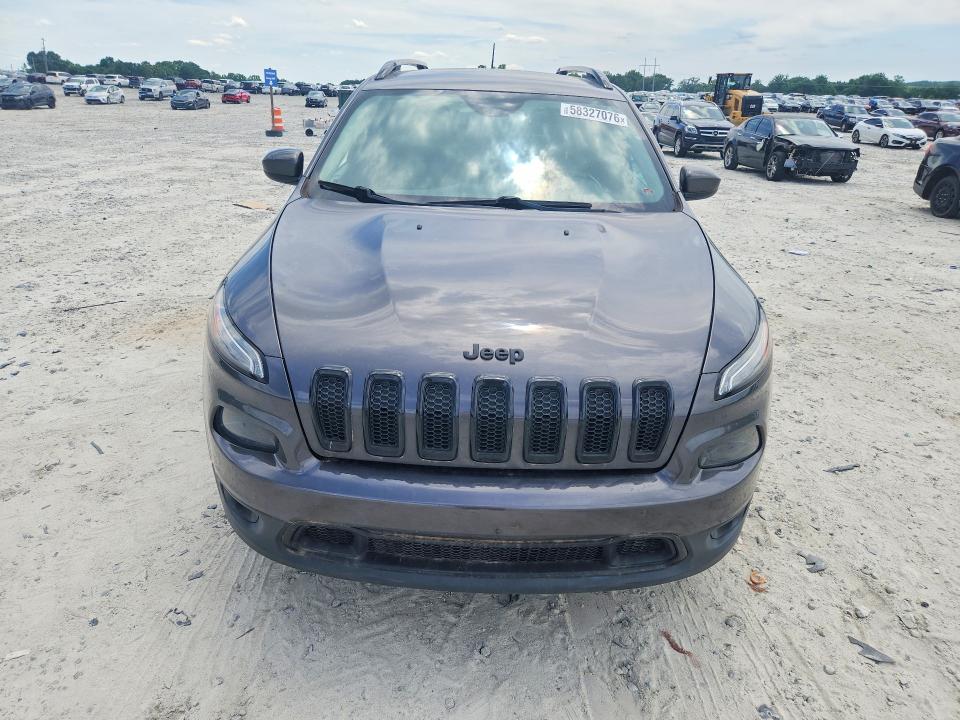58327076 :رقم المزاد ، 1C4PJLCB4JD620516 vin ، 2018 Jeep Cherokee مزاد بيع