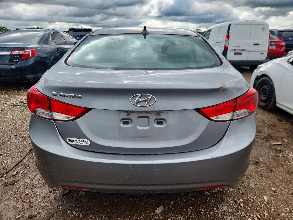 2013 Hyundai Elantra მანქანა იყიდება აუქციონზე, vin: KMHDH4AE6DU901850, აუქციონის ნომერი: 57525146