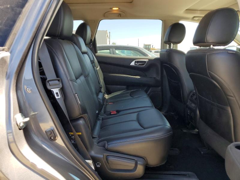 53994376 :رقم المزاد ، 5N1DR2MM7JC669247 vin ، 2018 Nissan Pathfinder مزاد بيع