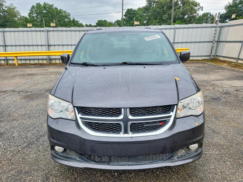 57670576 :رقم المزاد ، 2C4RDGCG2HR611937 vin ، 2017 Dodge Grand Caravan مزاد بيع