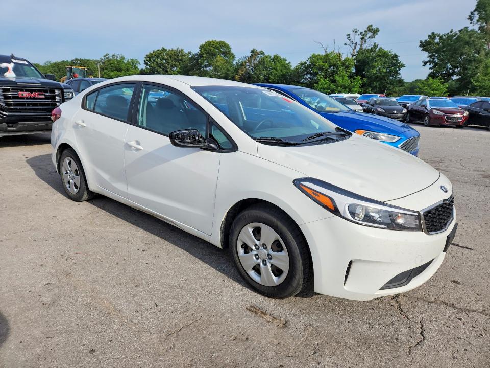 Продажа на аукционе авто 2018 Kia Forte, vin: 3KPFK4A79JE235657, номер лота: 55625306