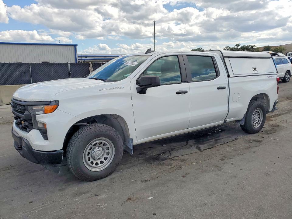 Продаж на аукціоні авто 2024 Chevrolet Silverado, vin: 1GCUDAED7RZ183462, номер лоту: 56181886