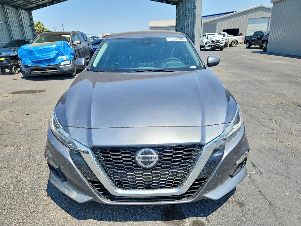 Продаж на аукціоні авто 2022 Nissan Altima, vin: 1N4BL4DV3NN318496, номер лоту: 57967396